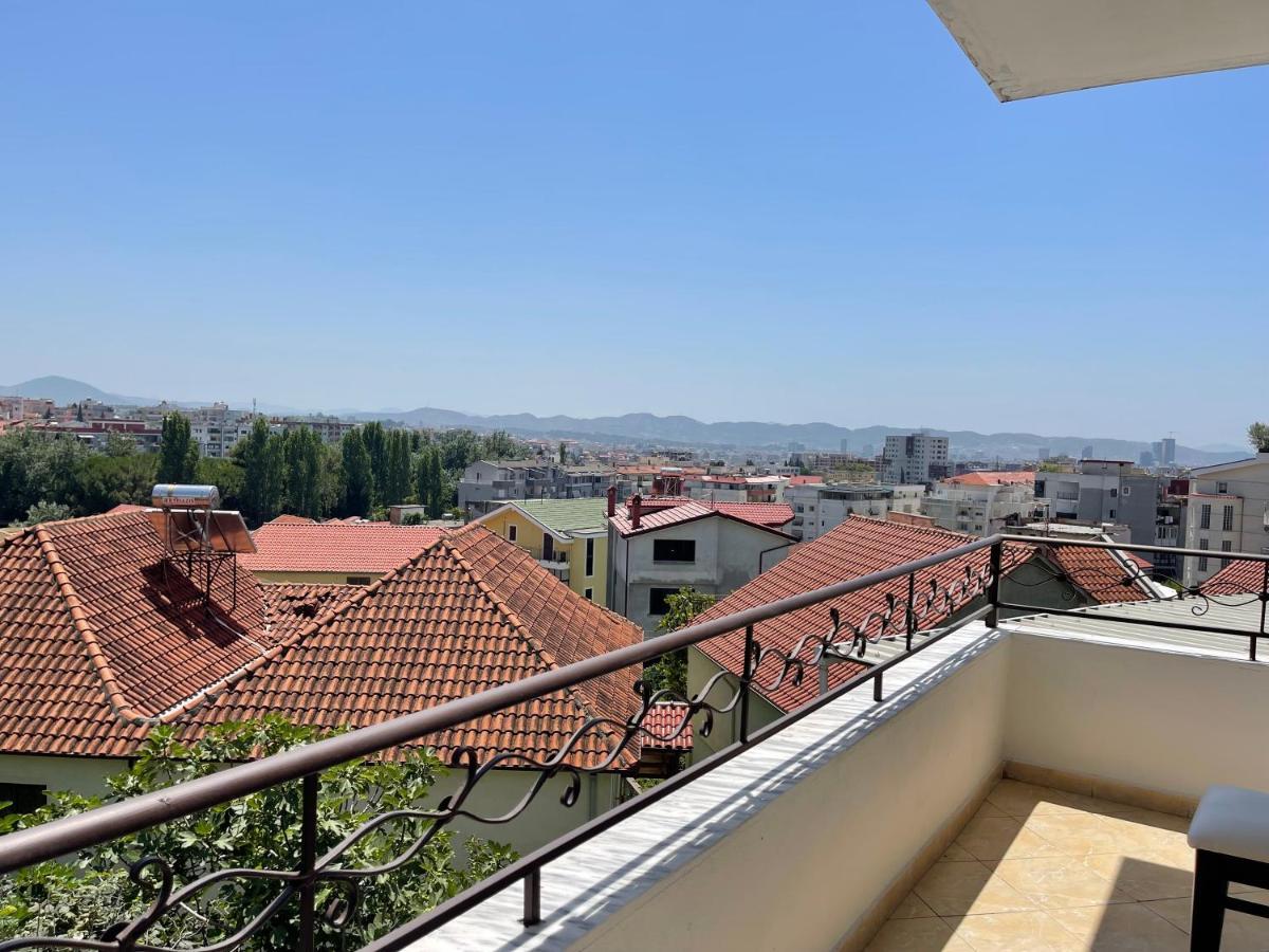 B&B - Private Rooms 2 Tiranë Ngoại thất bức ảnh